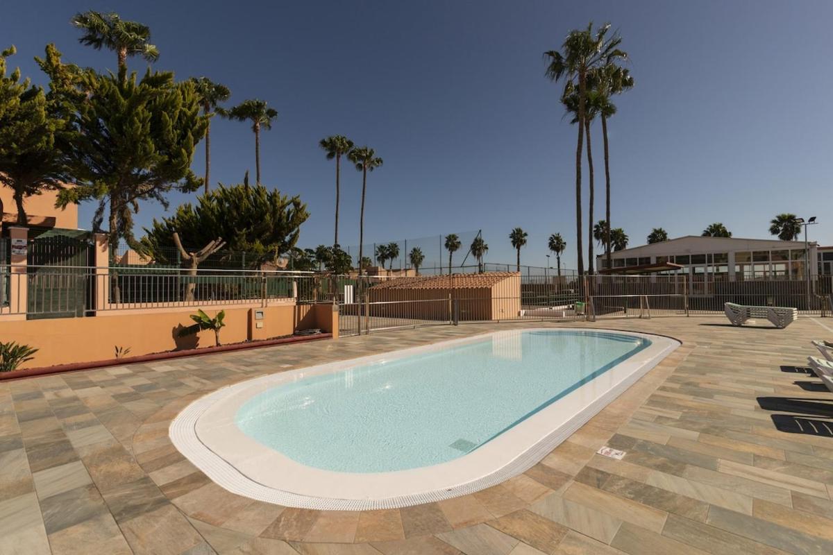 Вилла Lightbooking Venesol Maspalomas Сан-Бартоломе Экстерьер фото